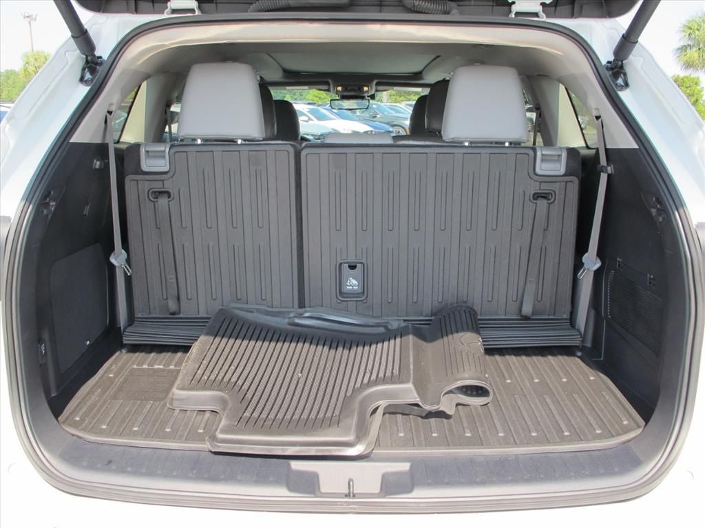 2024 Toyota Highlander Hybrid Platinum
