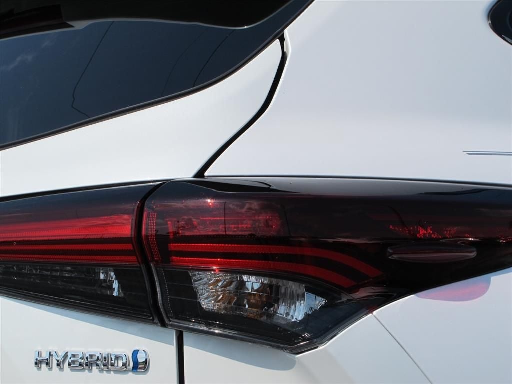 2024 Toyota Highlander Hybrid Platinum