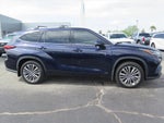 2021 Toyota Highlander Hybrid Platinum