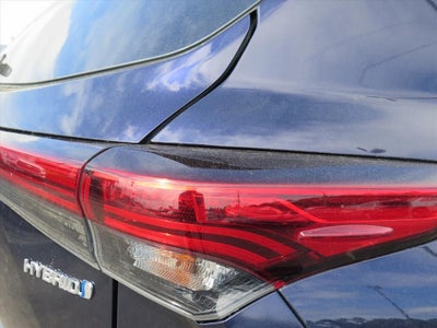 2021 Toyota Highlander Hybrid Platinum