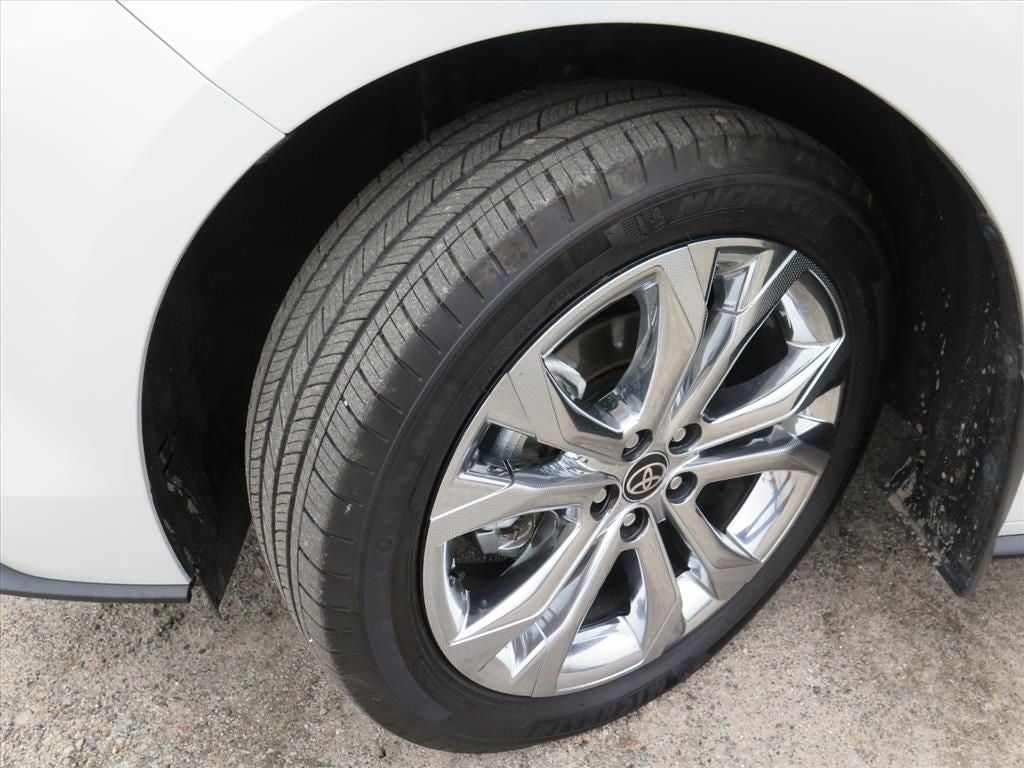 2024 Toyota Sienna Platinum 7 Passenger