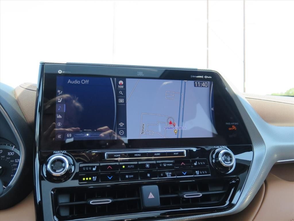 2021 Toyota Highlander Platinum