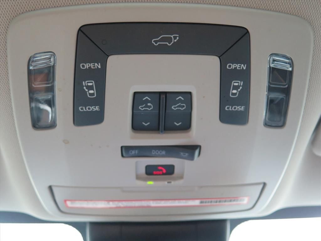 2022 Toyota Sienna XLE 7 Passenger