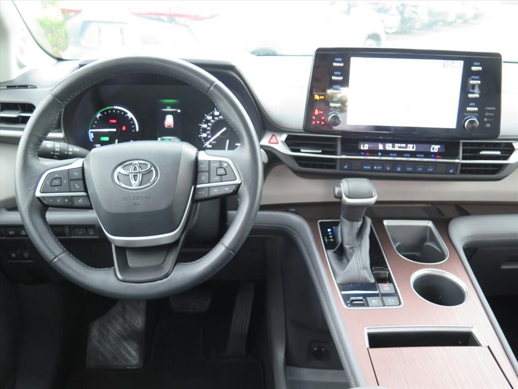 2022 Toyota Sienna XLE 7 Passenger