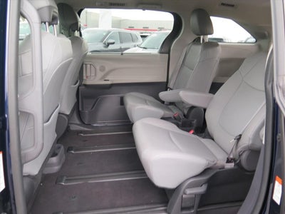 2022 Toyota Sienna XLE 7 Passenger