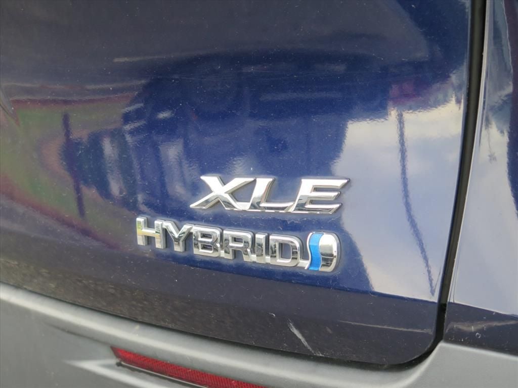 2022 Toyota Sienna XLE 7 Passenger