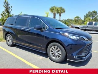 2022 Toyota Sienna XLE 7 Passenger