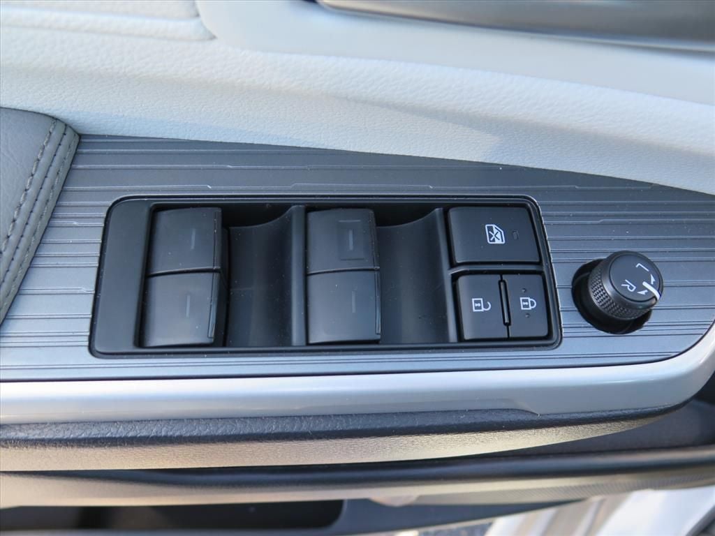 2025 Toyota Sienna XLE 7 Passenger