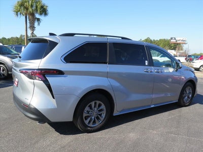 2025 Toyota Sienna XLE 7 Passenger