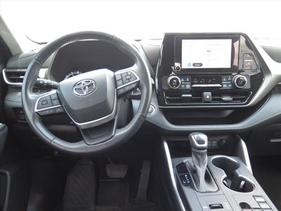 2023 Toyota Highlander LE