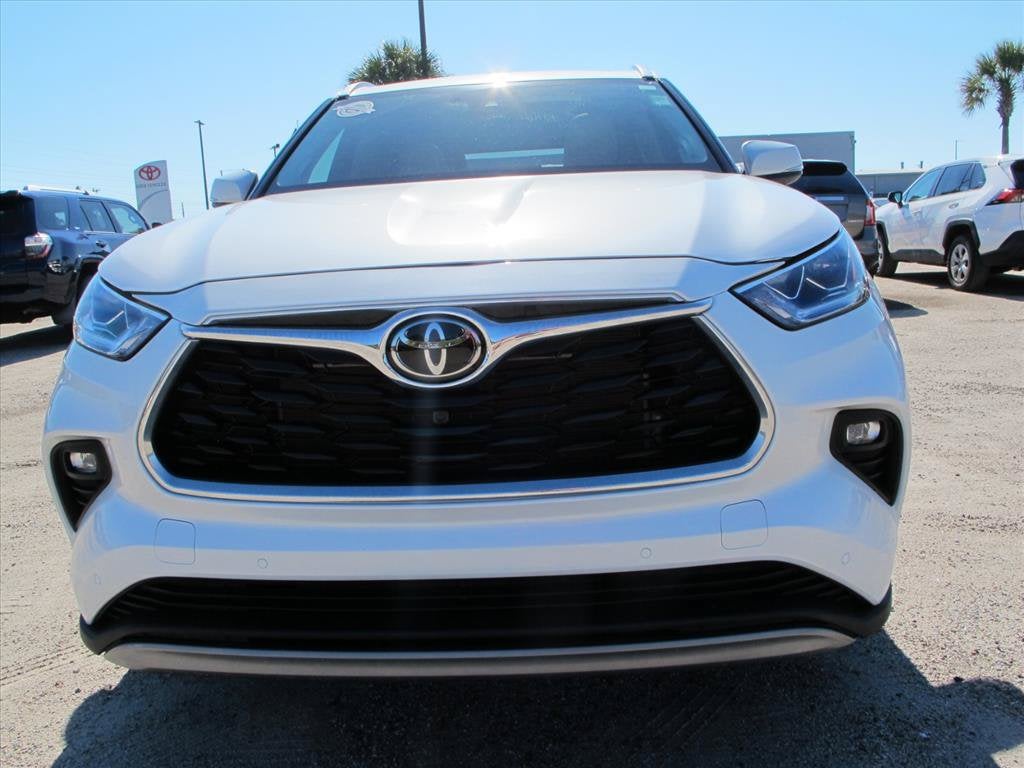 2024 Toyota Highlander Platinum