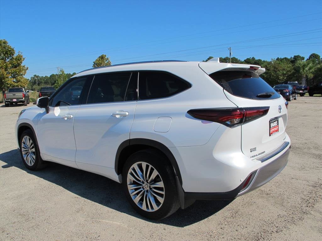 2024 Toyota Highlander Platinum