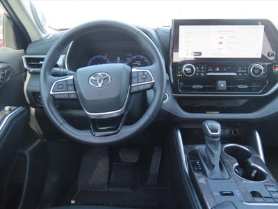 2024 Toyota Highlander Platinum