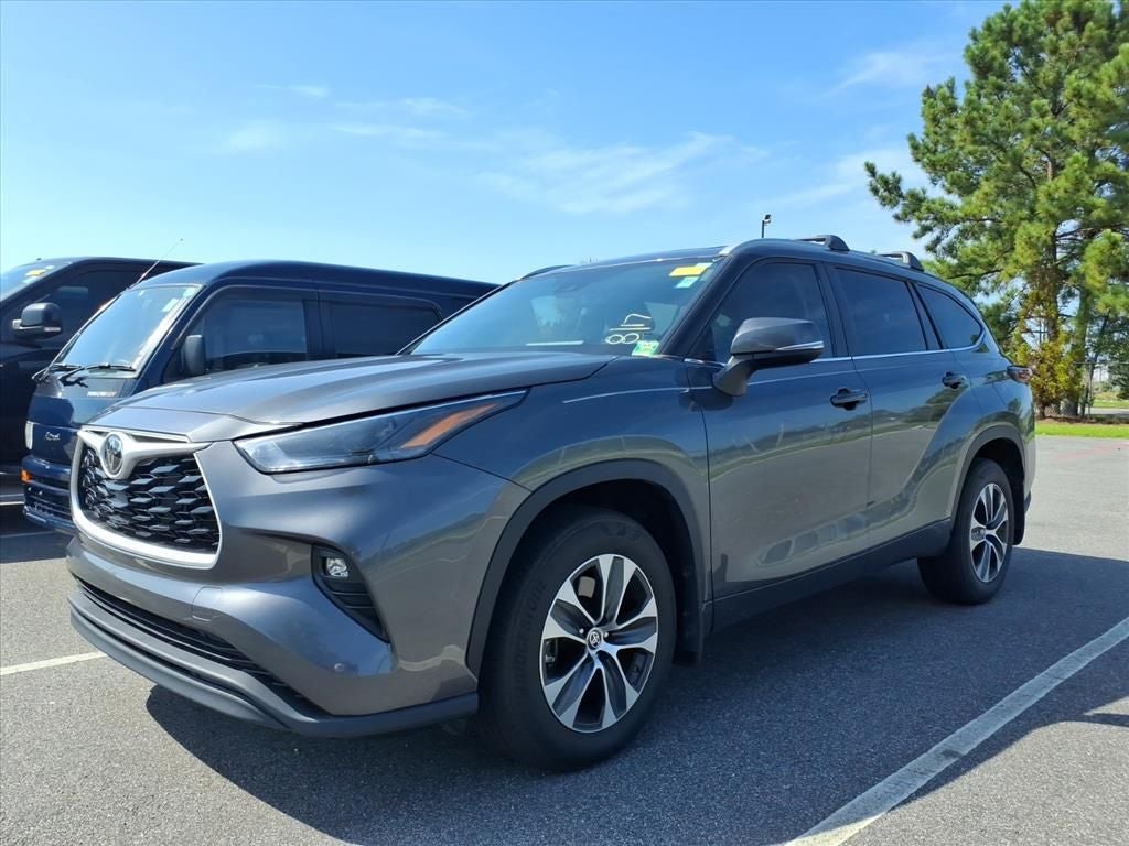 2024 Toyota Highlander XLE