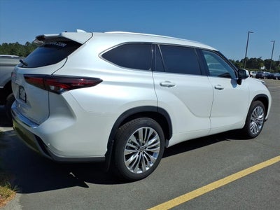 2025 Toyota Highlander Platinum