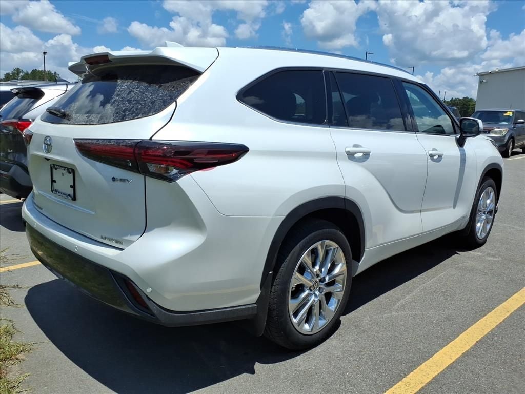 2026 Toyota Highlander Hybrid Limited