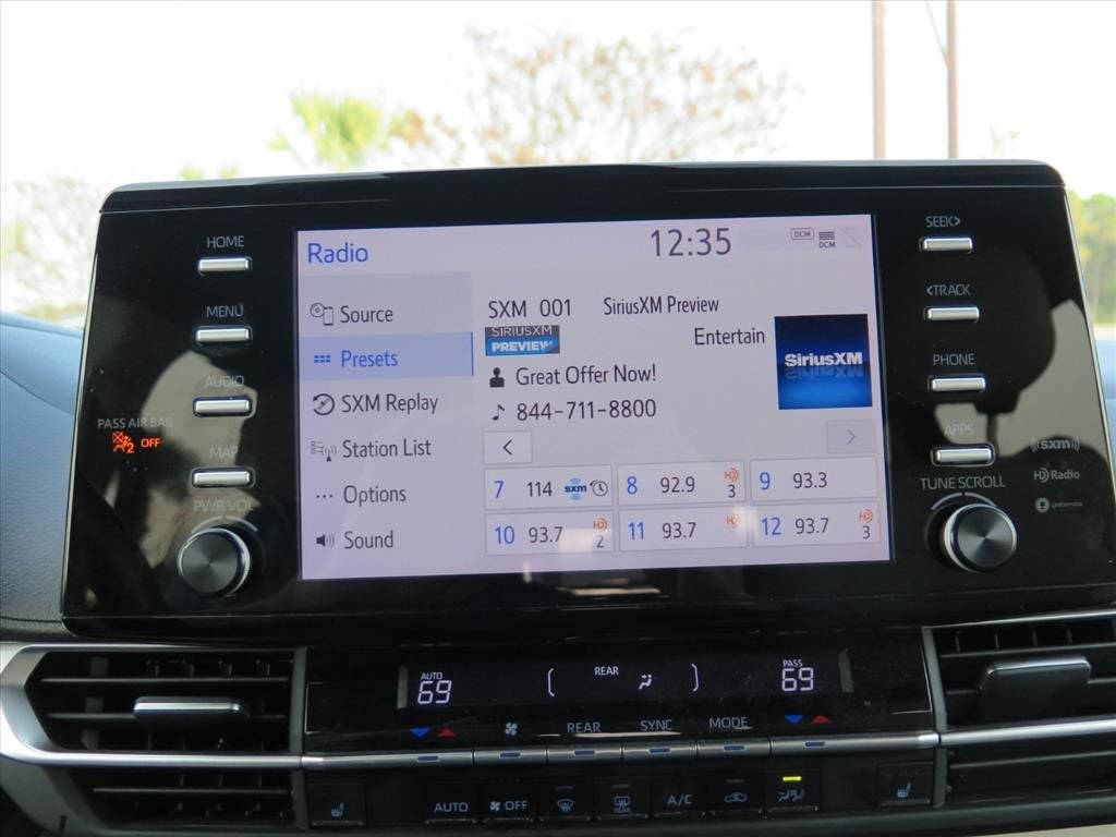 2022 Toyota Sienna XLE 7 Passenger