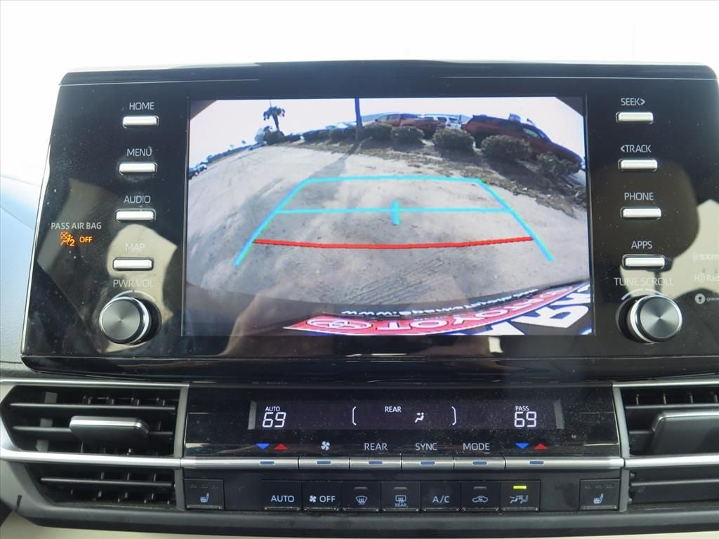 2022 Toyota Sienna XLE 7 Passenger