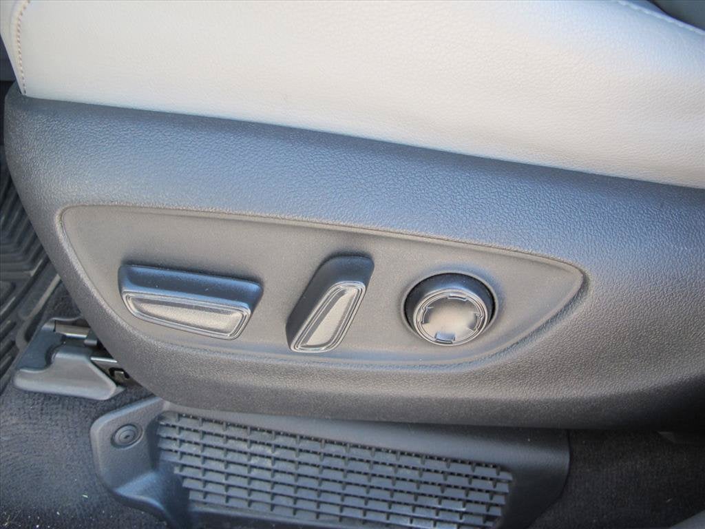 2023 Toyota Sienna Limited 7 Passenger