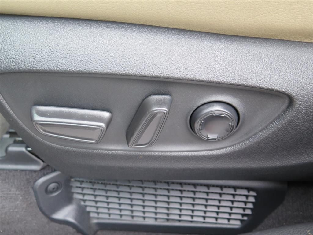 2023 Toyota Sienna Limited 7 Passenger