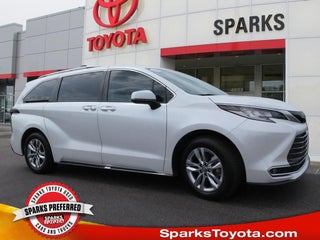 2023 Toyota Sienna Limited 7 Passenger
