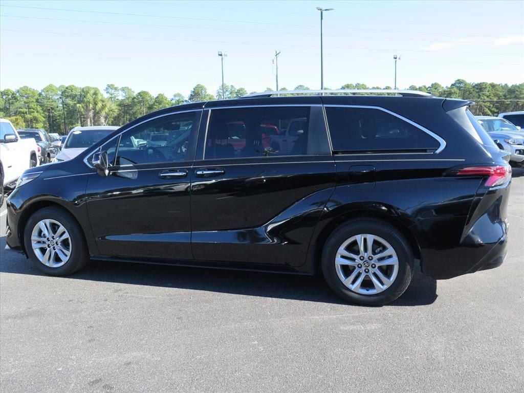2024 Toyota Sienna Limited 7 Passenger