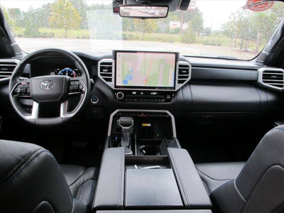 2022 Toyota Tundra Hybrid Platinum