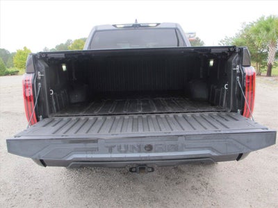 2022 Toyota Tundra Hybrid Platinum