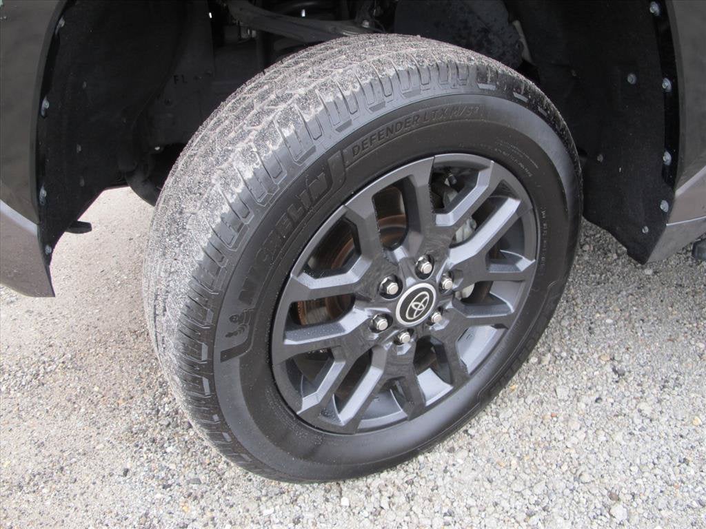 2022 Toyota Tundra Hybrid Platinum
