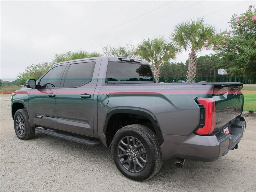 2022 Toyota Tundra Hybrid Platinum