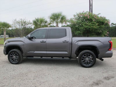2022 Toyota Tundra Hybrid Platinum