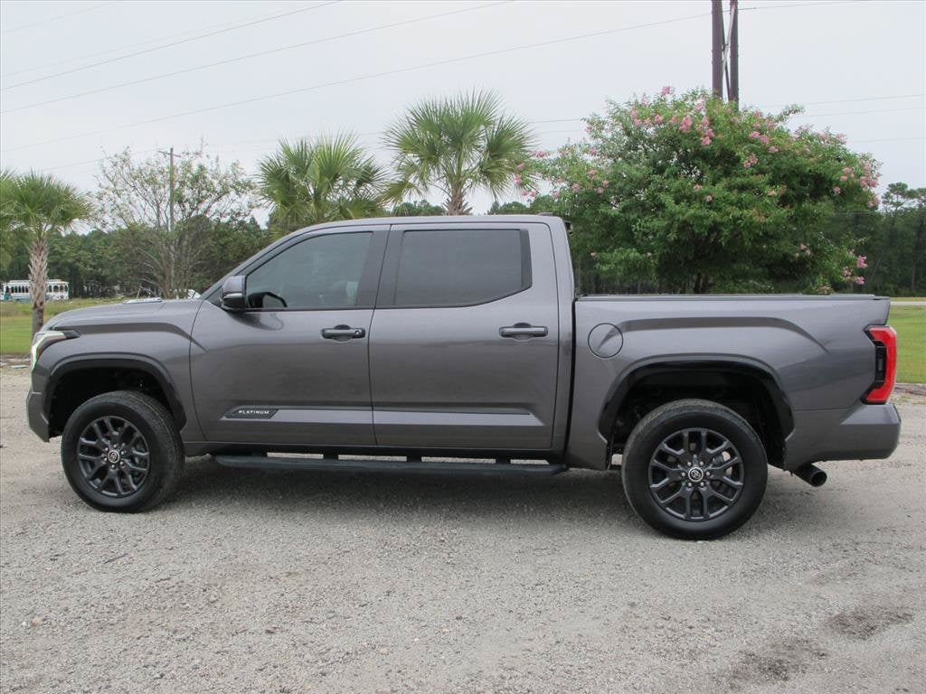 2022 Toyota Tundra Hybrid Platinum