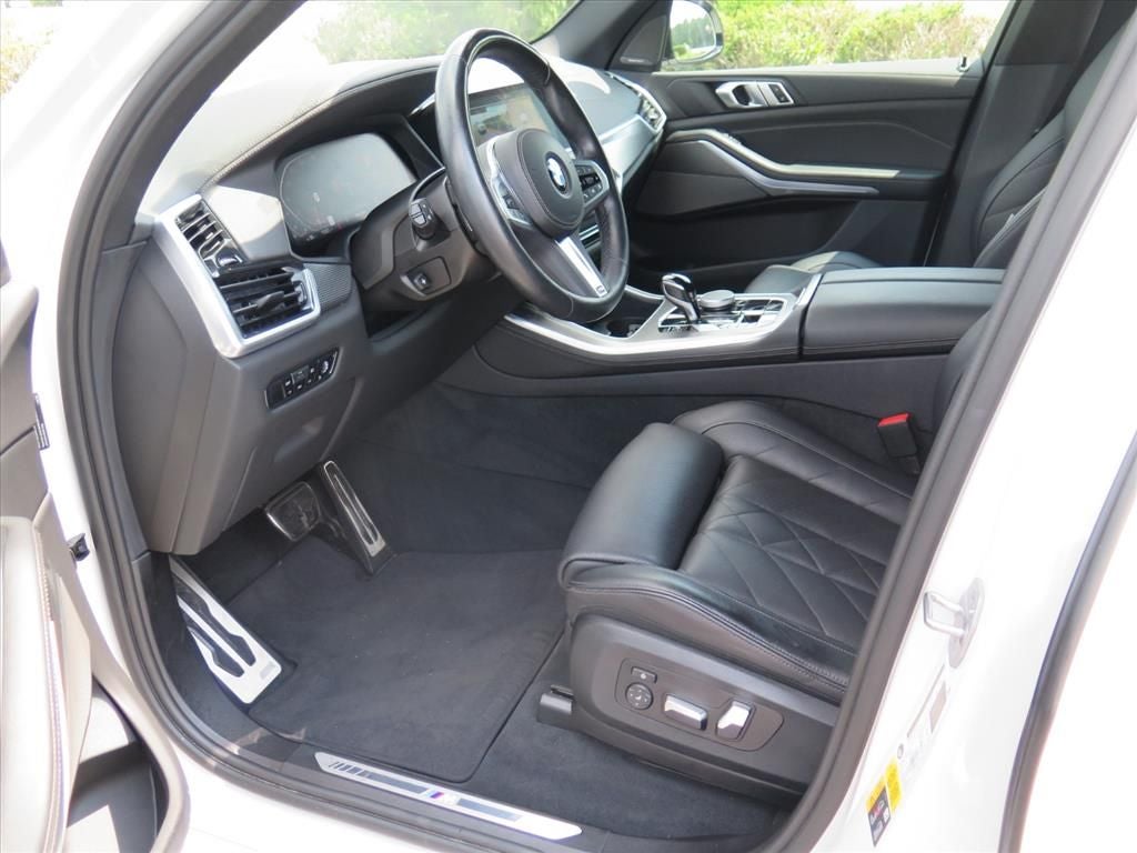 2023 BMW X5 sDrive40i