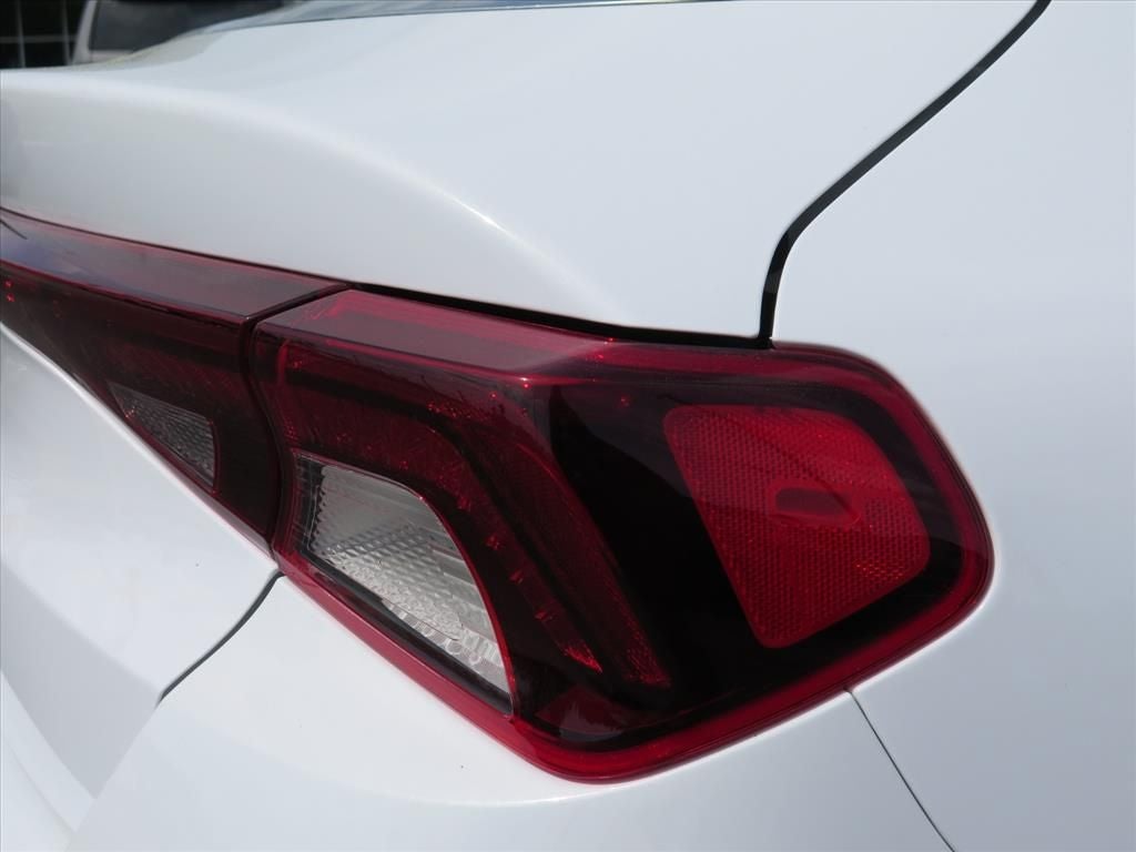 2023 Kia K5 EX