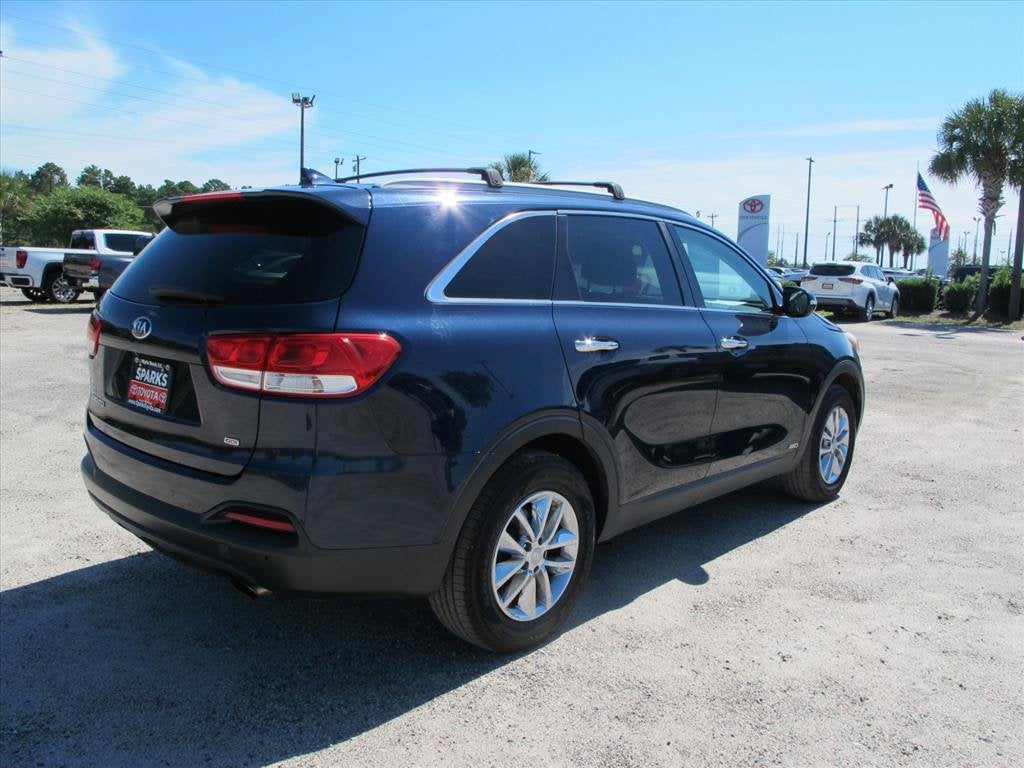 2017 Kia Sorento LX