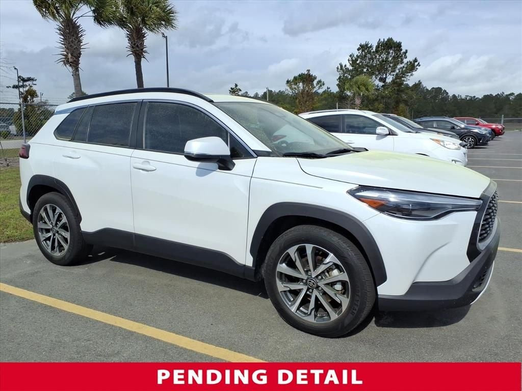 2023 Toyota Corolla Cross XLE