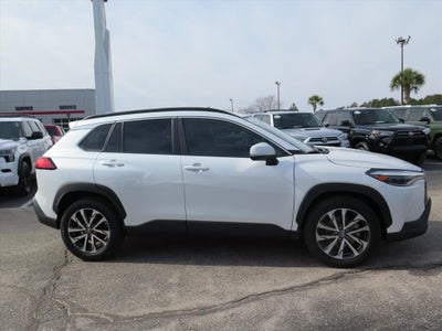 2023 Toyota Corolla Cross XLE