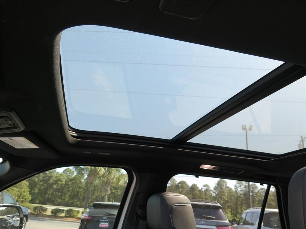 2024 Toyota Sequoia Platinum