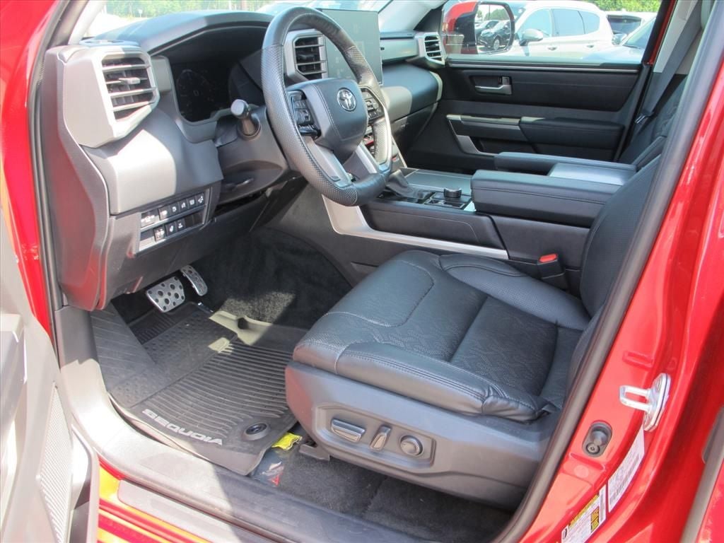 2024 Toyota Sequoia SR5