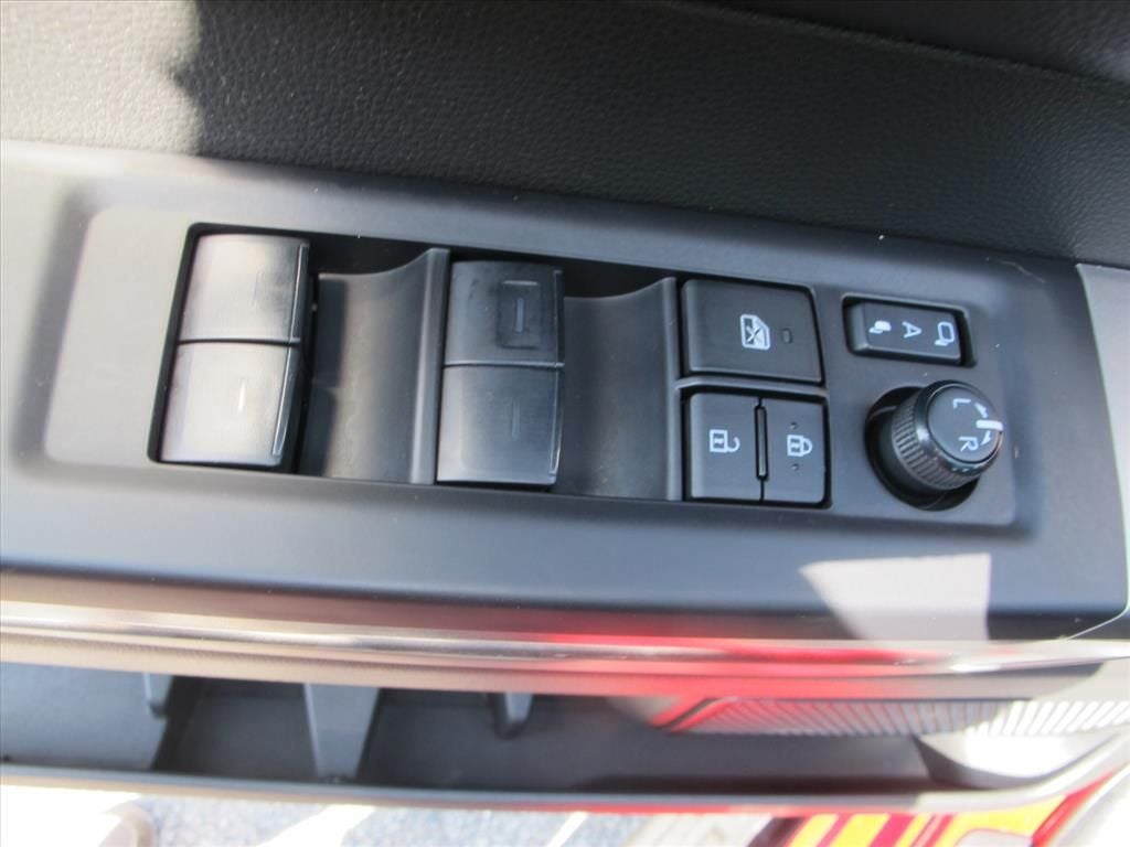 2024 Toyota Sequoia SR5