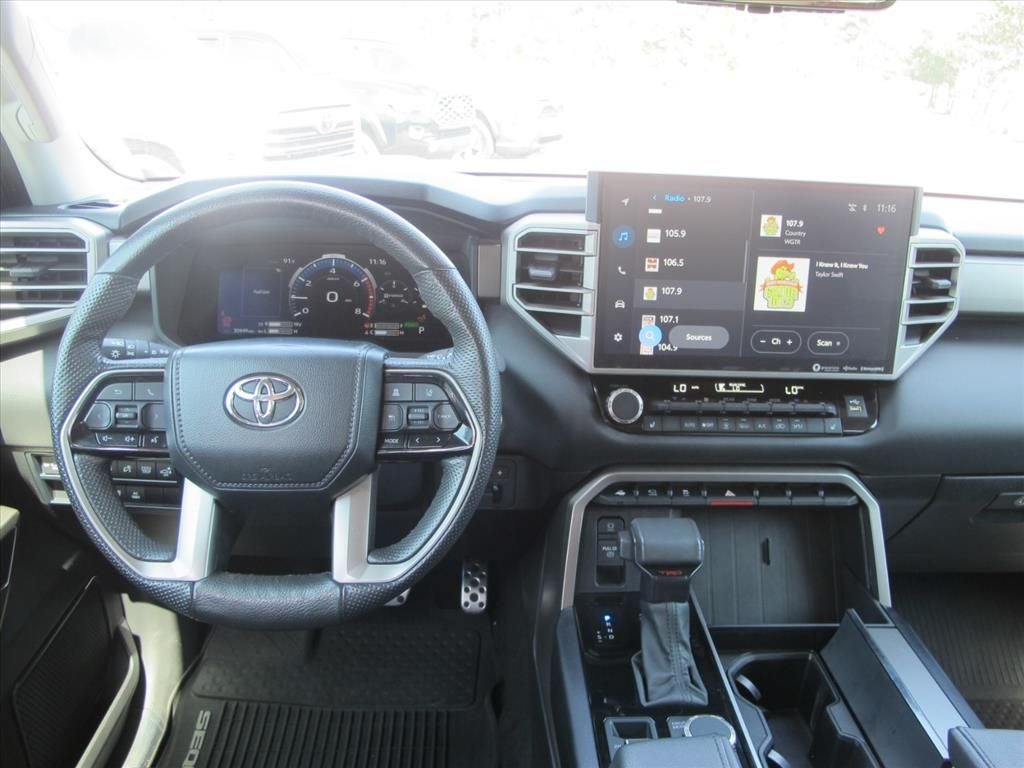 2024 Toyota Sequoia SR5