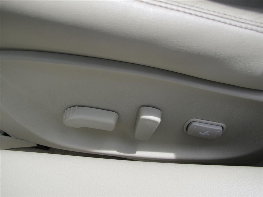 2012 INFINITI G37 Base