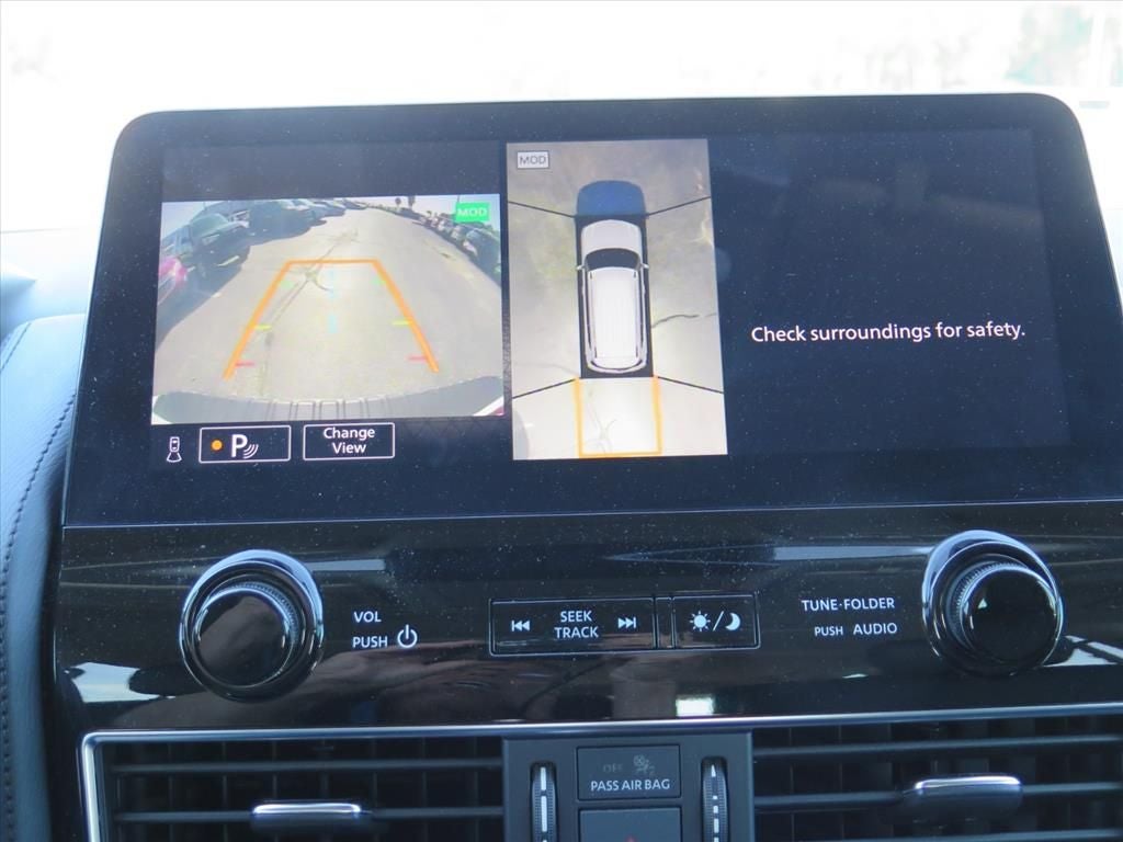 2022 Nissan Armada SL