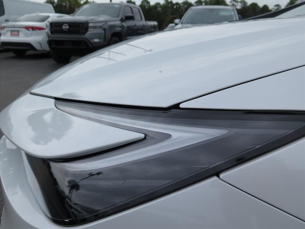 2025 Toyota Prius Plug-In Hybrid XSE