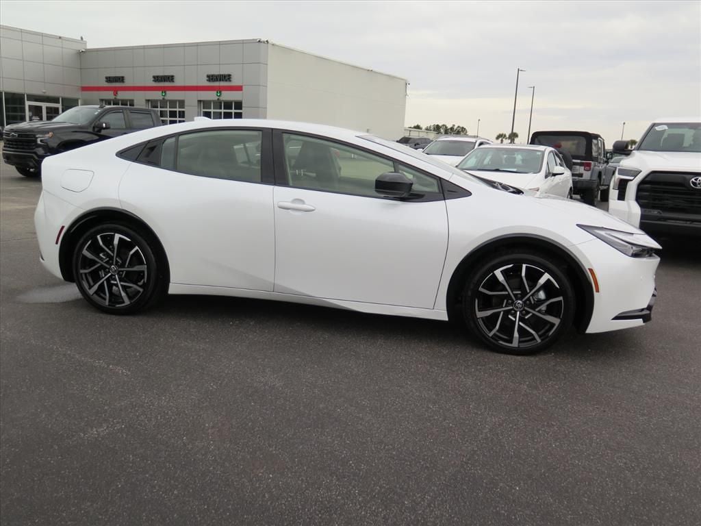 2025 Toyota Prius Plug-In Hybrid XSE