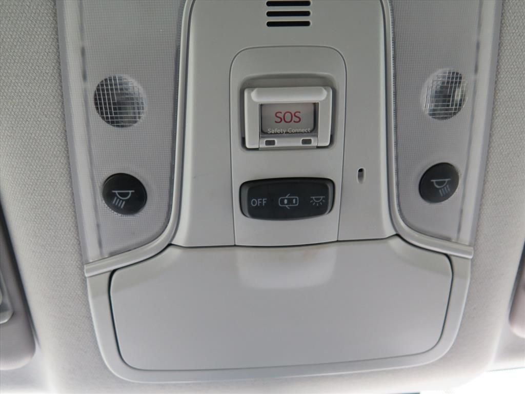 2020 Toyota Prius XLE