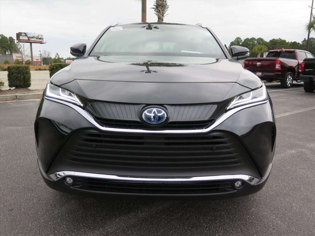 2024 Toyota Venza LE