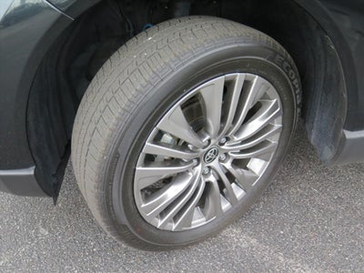 2024 Toyota Venza LE