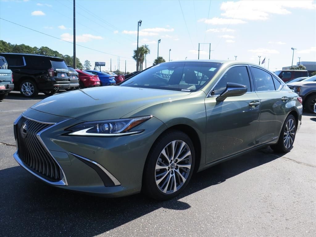 2019 Lexus ES 300h
