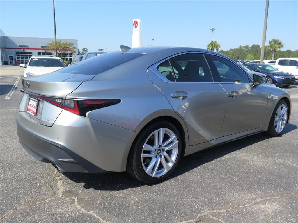 2023 Lexus IS 300